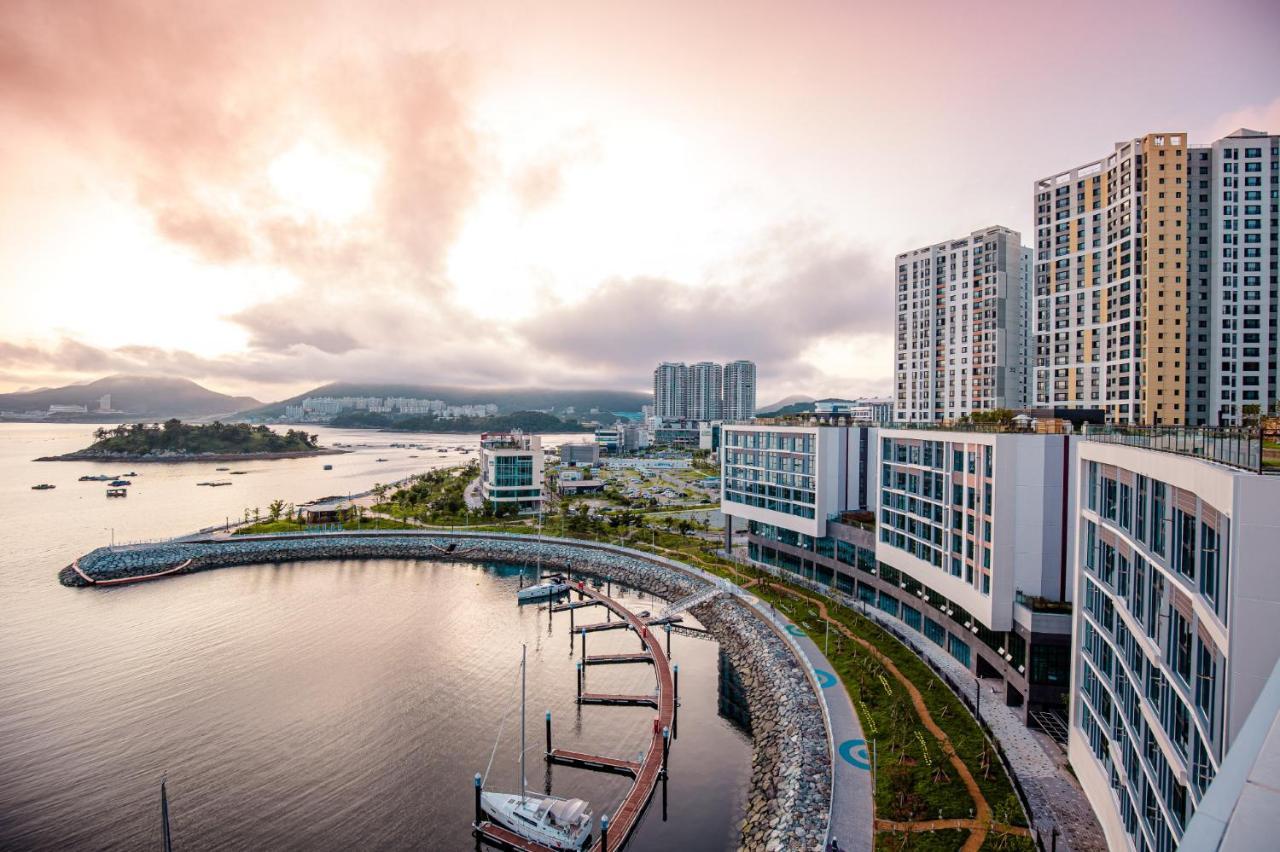 Ocean Marina Suite View Yeosu Ngoại thất bức ảnh